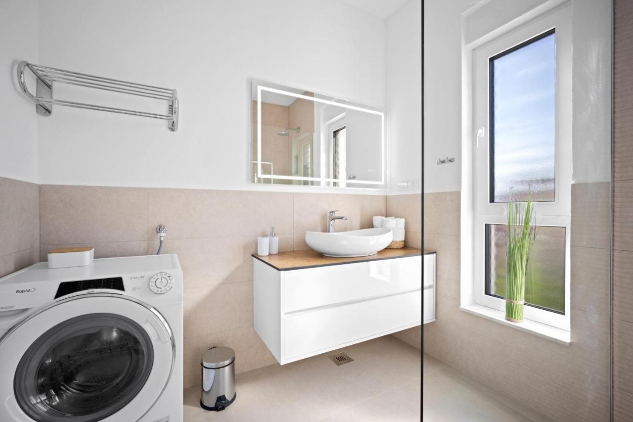 Adriatic Garden Apartments Okrug Gornji Buitenkant foto