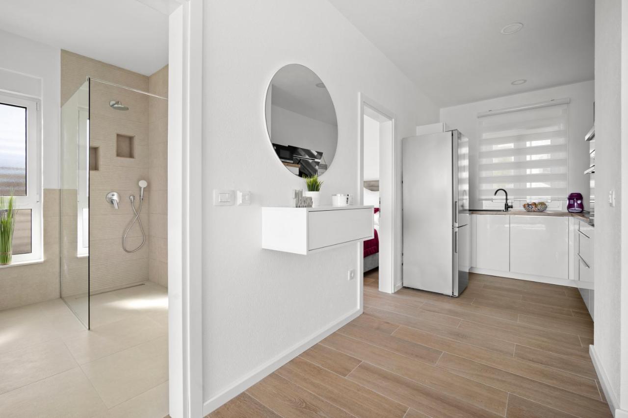 Adriatic Garden Apartments Okrug Gornji Buitenkant foto